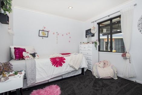 Photo of property in 16 North Crest Drive, Onerahi, Whangarei, 0110