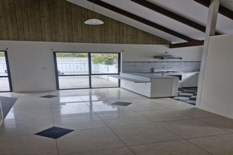 Photo of property in 36 Poplar Grove, Whalers Gate, New Plymouth, 4310