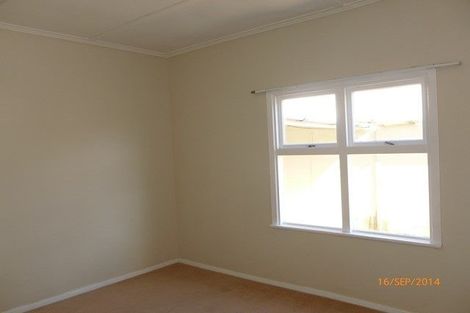 Photo of property in 1/12 Beauchamp Street, Tawa, Wellington, 5028