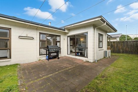 Photo of property in 2/569 Maunganui Road, Mount Maunganui, 3116