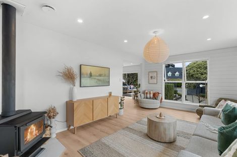 Photo of property in 21 Woodstock Place, Russley, Christchurch, 8042