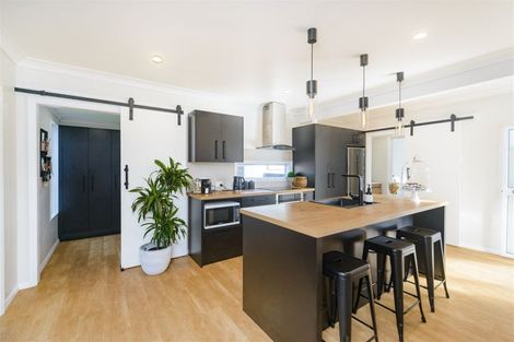 Photo of property in 12 Birmingham Street, Takaro, Palmerston North, 4412