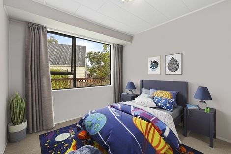 Photo of property in 201 Glengarry Road, Glen Eden, Auckland, 0602