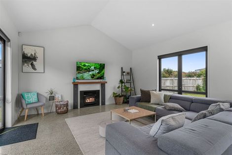 Photo of property in 23 Northcoast Place, Mangawhai Heads, Mangawhai, 0505