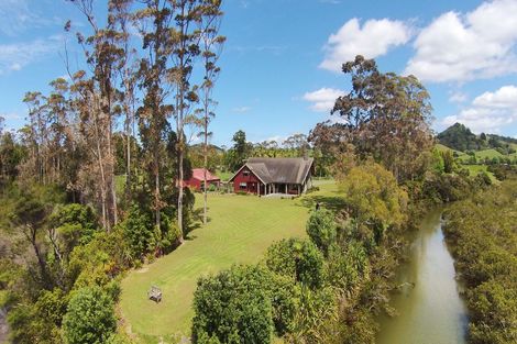 Photo of property in 1085 Leigh Road, Matakana, Warkworth, 0985