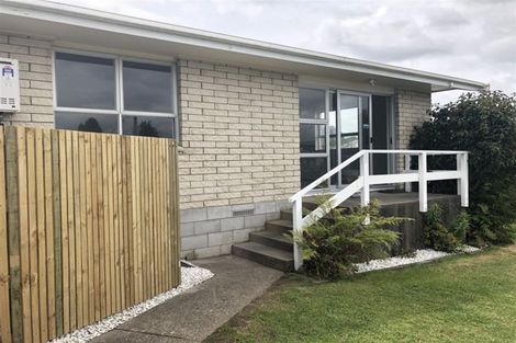 Photo of property in 25 Millers Road, Brookfield, Tauranga, 3110