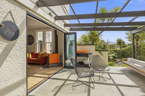 Photo of property in 153 Victoria Road, Saint Clair, Dunedin, 9012