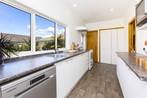 Photo of property in 32 Mcparland Street, Ebdentown, Upper Hutt, 5018