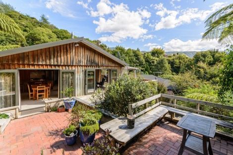 Photo of property in 26 Newgate Street, Picton, 7220