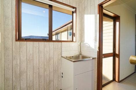 Photo of property in 3 Harvey Street, Grasmere, Invercargill, 9810