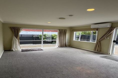 Photo of property in 4 Olwyn Place, Greenhithe, Auckland, 0632