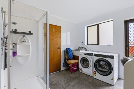 Photo of property in 15 Olivia Street, Stratford, 4332