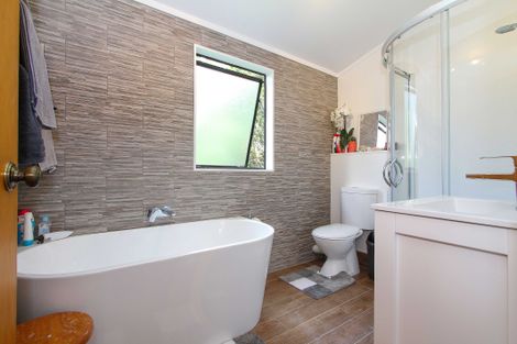 Photo of property in 36 James Street, Mangere East, Auckland, 2024