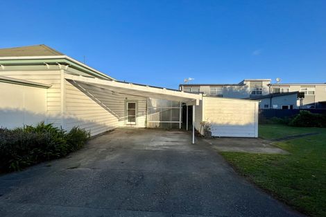 Photo of property in 53 Havelock Road, Havelock North, 4130