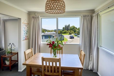 Photo of property in 2/30 Adventure Drive, Whitby, Porirua, 5024