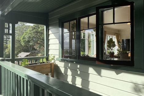 Photo of property in 8-10 Hillside Crescent South, Leigh, Auckland, 0985