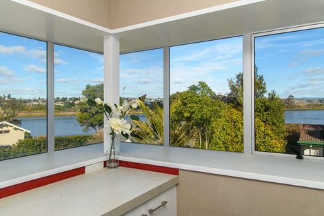 Photo of property in 4 Sunny Bay Road, Matua, Tauranga, 3110