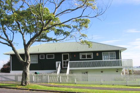 Photo of property in 3 Teak Grove, Totara Heights, Auckland, 2105