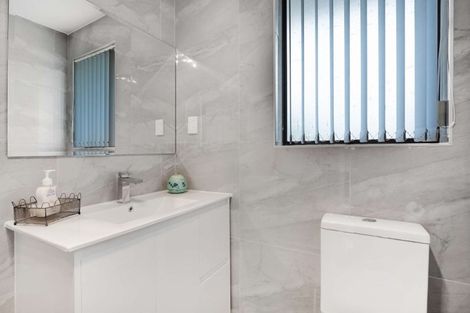 Photo of property in 429 Bucklands Beach Road, Bucklands Beach, Auckland, 2012