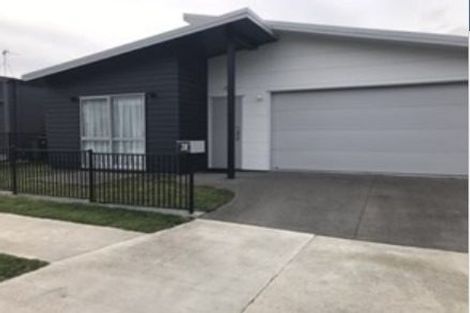 Photo of property in 28 Ridgedale Crescent, Flagstaff, Hamilton, 3210