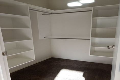 Photo of property in 8 Ervine Place, Bucklands Beach, Auckland, 2014