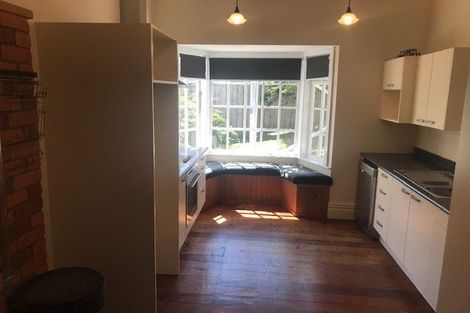 Photo of property in 27 Tawa Terrace, Tawa, Wellington, 5028