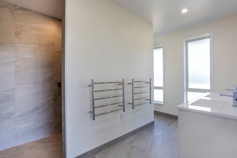 Photo of property in 409 Old North Road, Kumeu, 0892