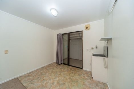 Photo of property in 2 Macalister Place, Miramar, Wellington, 6022