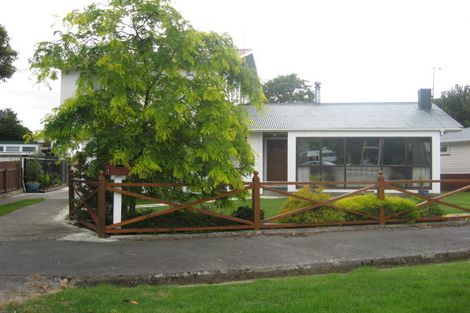 Photo of property in 1 Alexandra Street, Pahiatua, 4910