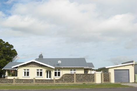 Photo of property in 15 Seyton Street, Stratford, 4332