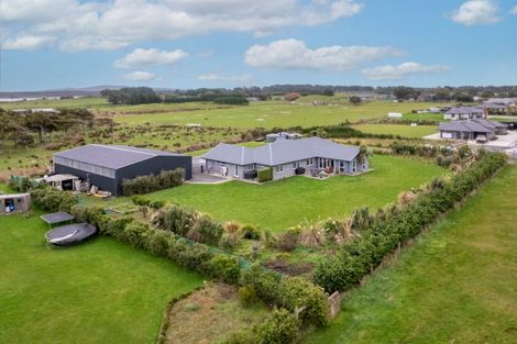 Photo of property in 67 Watt Road, Otatara, Invercargill, 9879
