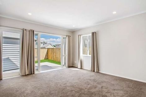 Photo of property in 35 Bellbird Street, Papakura, 2110