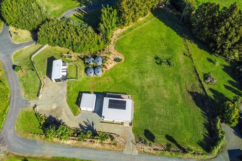 Photo of property in 76 Riddell Road, Kerikeri, 0230