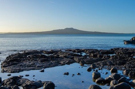 Photo of property in 33 Kitchener Road, Takapuna, Auckland, 0622