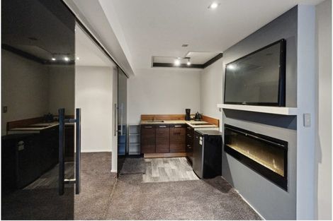 Photo of property in 12 Woodend Road, Woodend, 7610