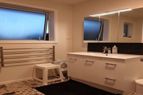 Photo of property in 3/104 Picton Avenue, Riccarton, Christchurch, 8011