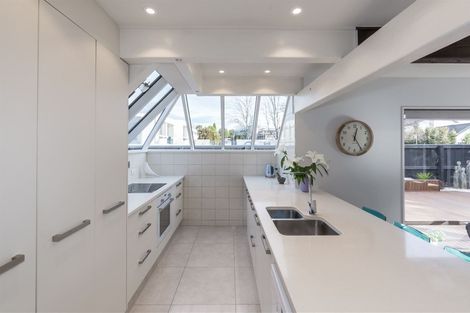 Photo of property in 96 Rossall Street, Merivale, Christchurch, 8014