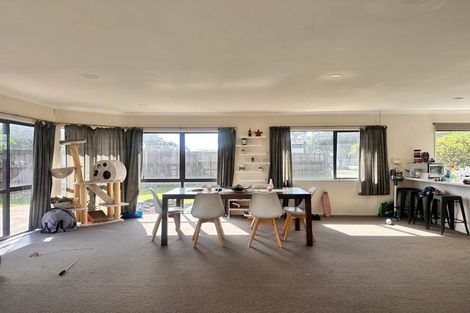 Photo of property in 24 Calypso Drive, Papamoa Beach, Papamoa, 3118