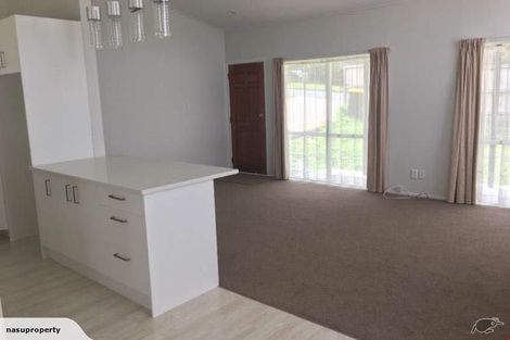 Photo of property in 51 Patons Road, Howick, Auckland, 2014