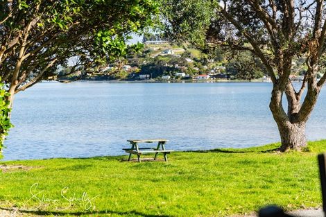 Photo of property in 6 The Strand, Whakapirau, Maungaturoto, 0583