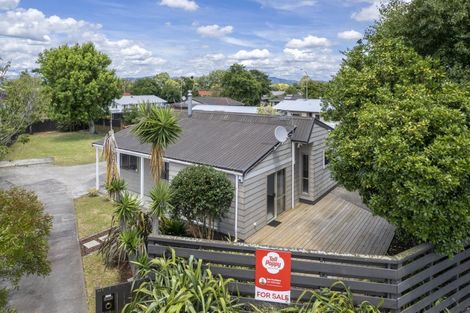 Photo of property in 23 Chadwick Place, Highbury, Palmerston North, 4412