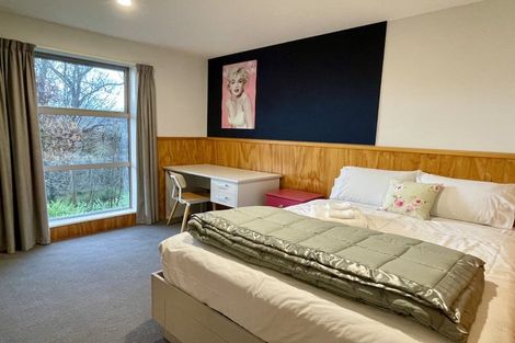 Photo of property in 11 Athol Terrace, Upper Riccarton, Christchurch, 8041