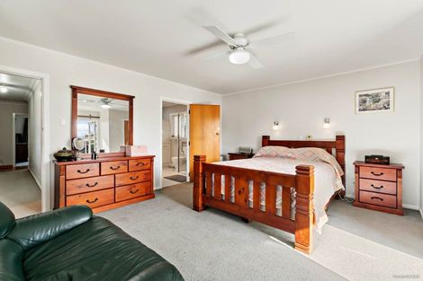Photo of property in 13 Clark Road, Pahurehure, Papakura, 2113