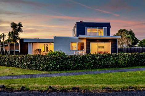 Photo of property in 1a Dorset Street, Opunake, 4616