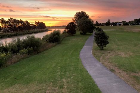 Photo of property in 9 Anaru Place, Awapuni, Palmerston North, 4412