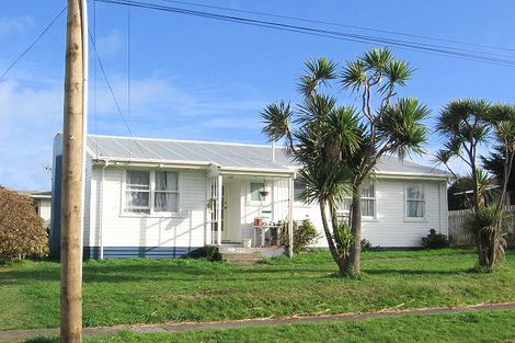 Photo of property in 54 Waiuta Street, Titahi Bay, Porirua, 5022