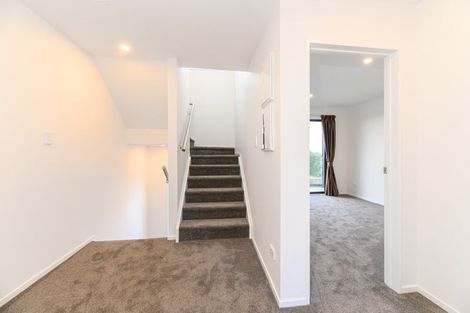 Photo of property in 5/60 Triangle Road, Massey, Auckland, 0614