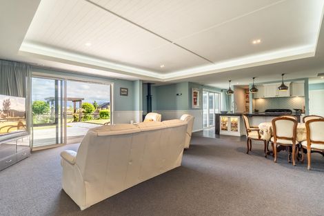 Photo of property in 2 Homestead Avenue, Twizel, 7999