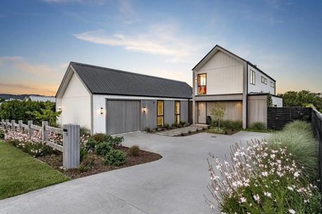 Photo of property in 17 Dinning Road, Riverhead, 0820