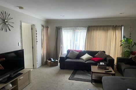 Photo of property in 27e New Windsor Road, Avondale, Auckland, 0600